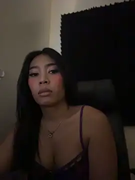 hugecock_tamira live