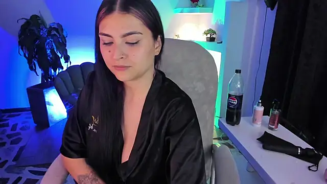 TifanyWhite_ live
