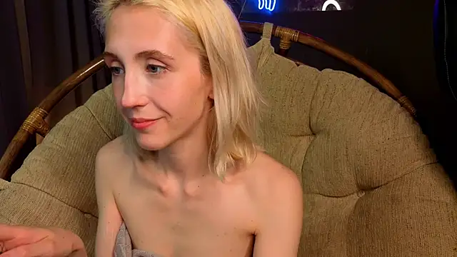 Elen__Moore live