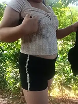 Lily_Henry live