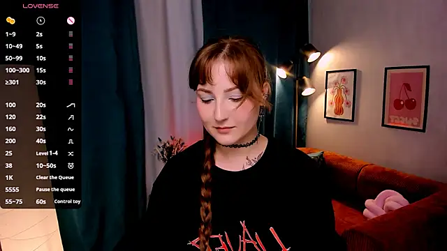 velvet_cherry_ live