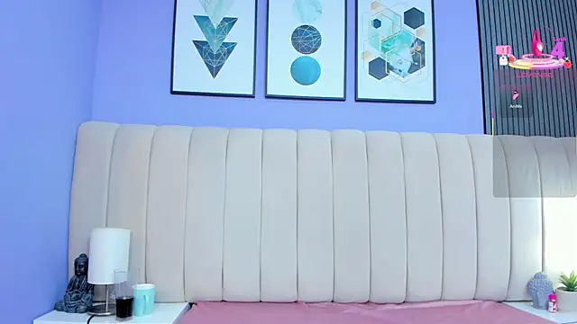 leela_ray live