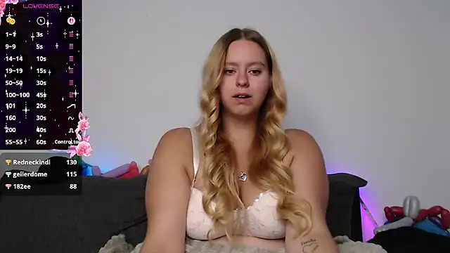 Mia_lou05 live