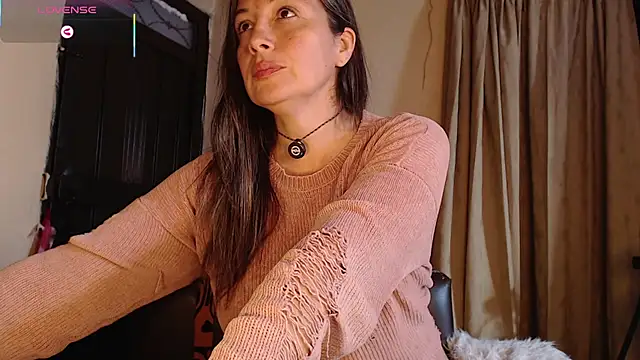 Emma_Henderson live