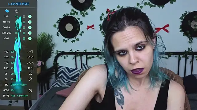LiraBelle live