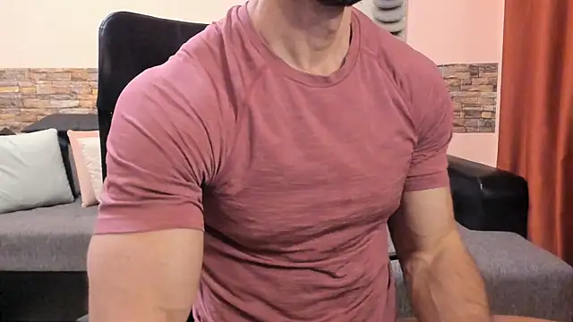 HotHunkTrainer live