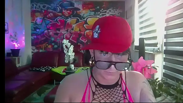 Anonymimi69 live