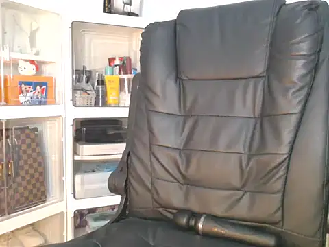 skinny_gracie live