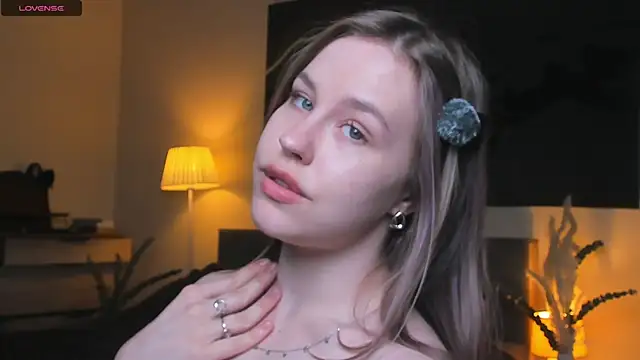 MaliaBourraine live