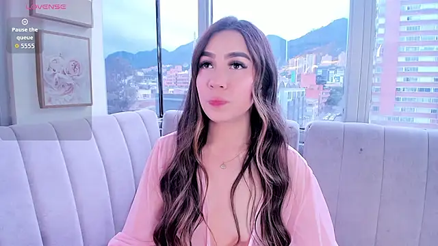 Ivanna_West live
