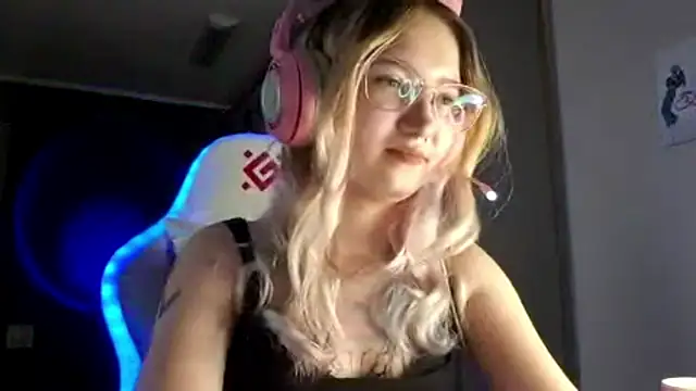 FunnyLila live