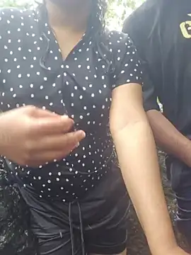 sluttytitties69 live
