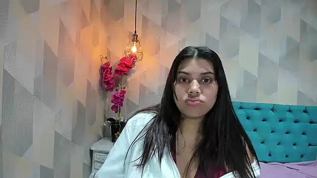 LindaBreeS live