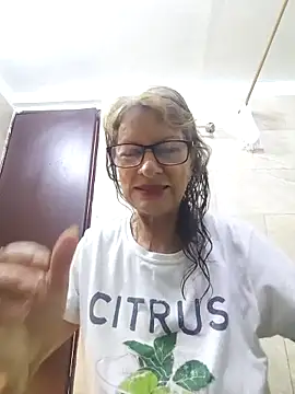 MaryLunne live