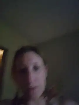 lilyhornyhousewife live