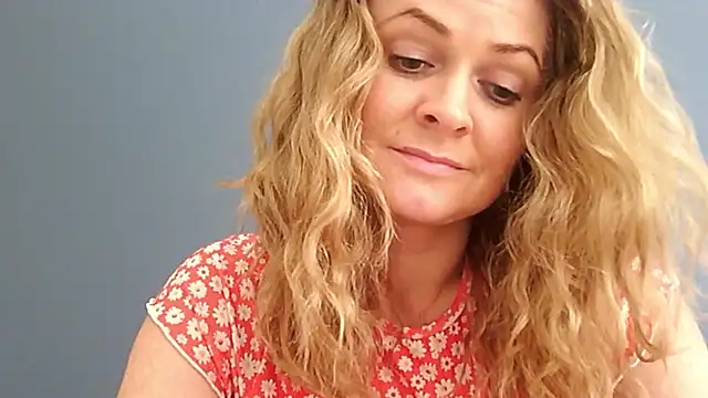 Ginger-bb live