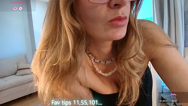 Milf_Tea live