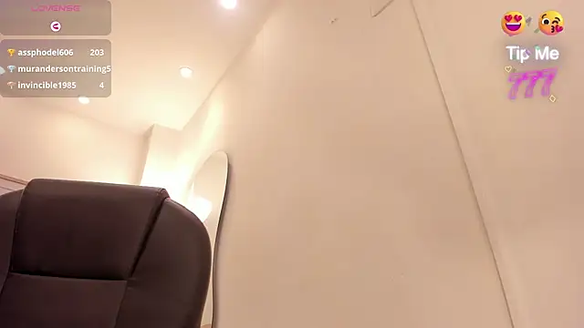 Karliie_kloss_ live