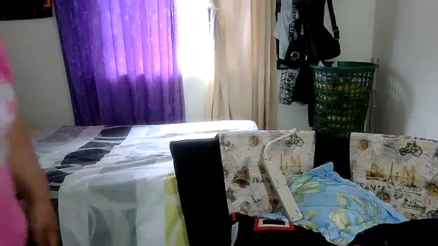 Boycuriousxxx live