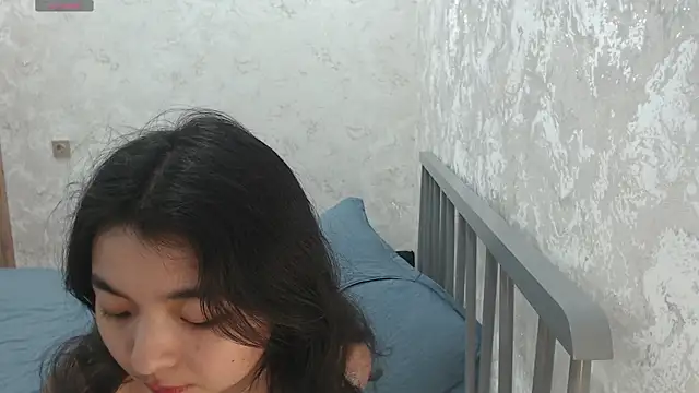 Shy_Kira live