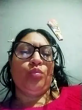 LatinSquirtBaby live