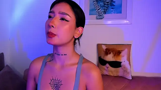 SophieMoneet live