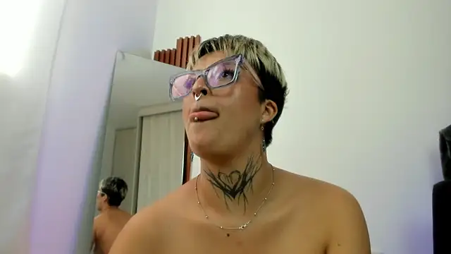 Rebeka-baker live