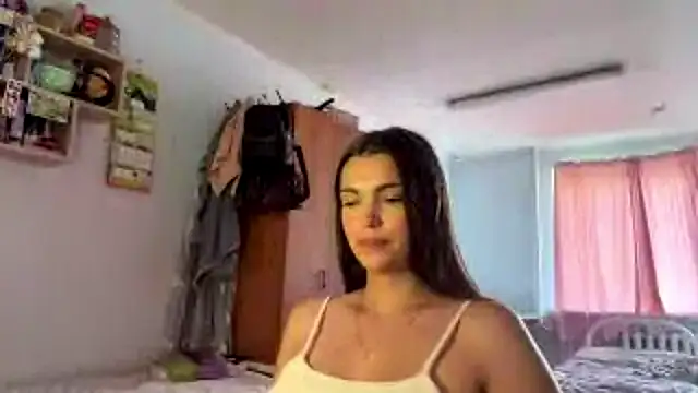Ameliamali live