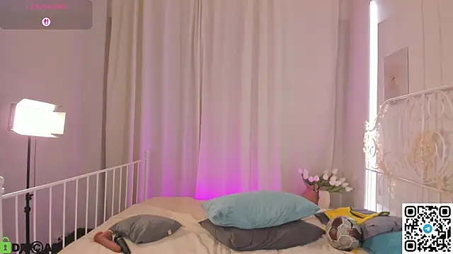 Betty_Andrews live