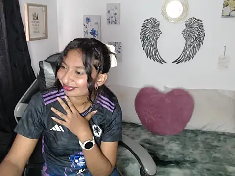 Samanta_777 live