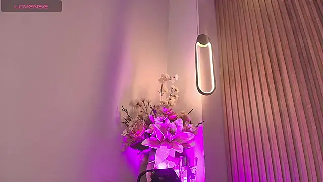 ariana_jhonson1 live