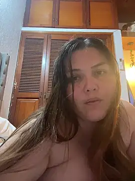 chantal_bigboobis live