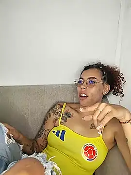 Pamelamiler__ live