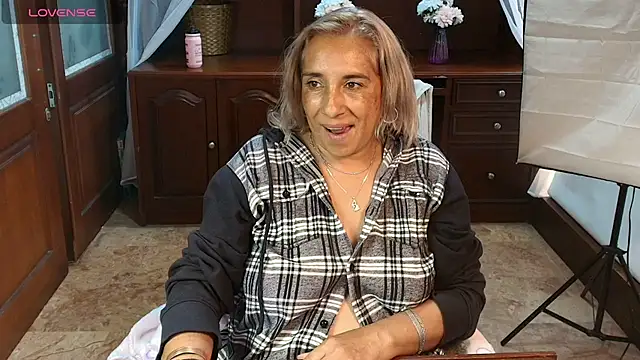 MonserratGray live