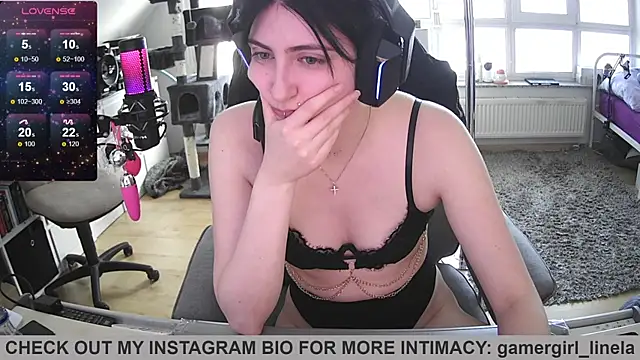 Gamergirl-Linela live