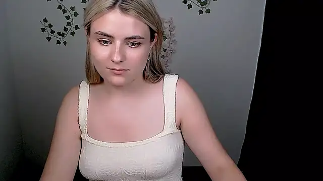 _shy_sabrina__ live