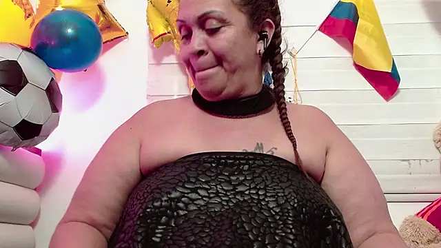 scarlettbooty live