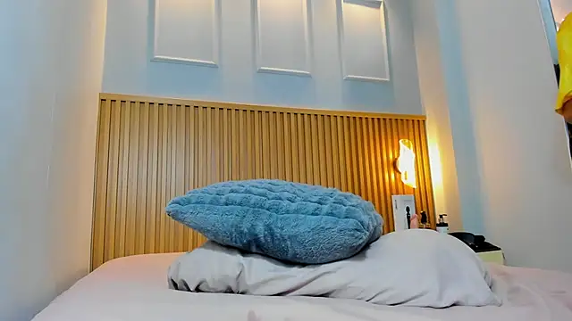 MILA_FERRER1 live