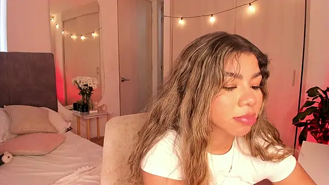 Melina_Ferrer1 live