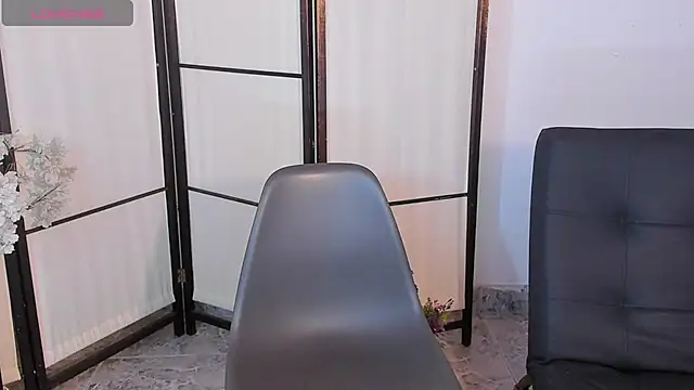 IvyAdams7 live