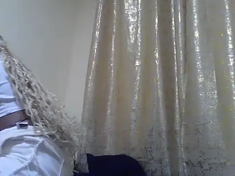 Cutezipora live