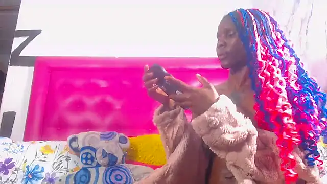 LoloQueen5 live