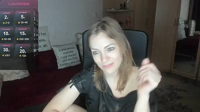 Tiffany_Bates live