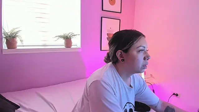 tifannyy_1dh live