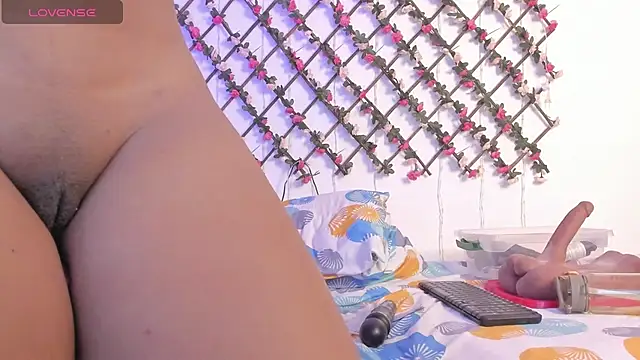 naughty_ebonyy live
