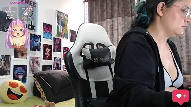 gigiqueen_18 live