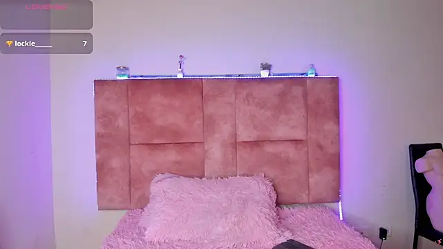 Iris_Thompson_ live
