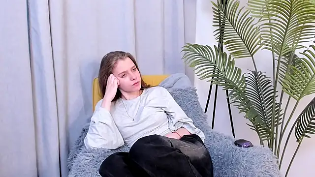 JeneeIckert live