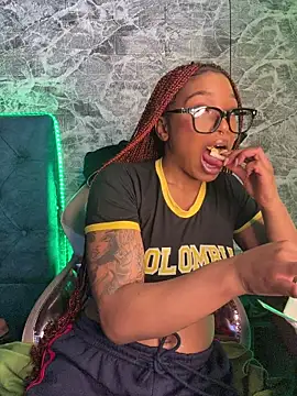 Melany_Williams live