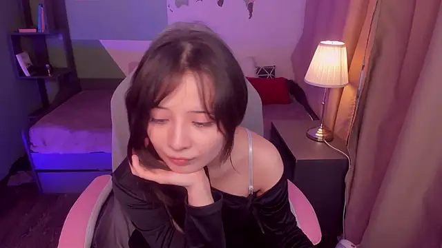 May_Ling live